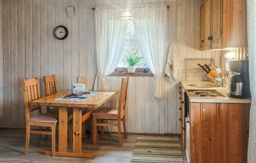 Cocina, Gorgeous Home In Skollenborg in Kongsberg Cocina, Gorgeous Home In Skollenborg in Kongsberg