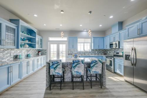 Day Trip to Yosemite Spacious Home with Fireplace in 馬德拉 Day Trip to Yosemite Spacious Home with Fireplace in 馬德拉