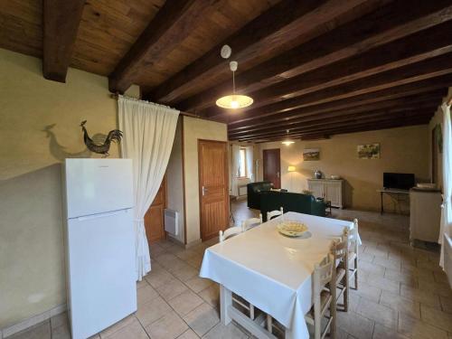 Pantus - FR-1-616-5 (Maison perigourdine 2 chambres a Salignac-Eyvigues avec cour et jardin, animaux acceptes - FR-1-616-) in Salignac Eyvigues Pantus - FR-1-616-5 (Maison perigourdine 2 chambres a Salignac-Eyvigues avec cour et jardin, animaux acceptes - FR-1-616-) in Salignac Eyvigues