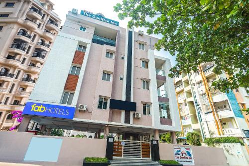 Entrance, FabHotel The Sunrise Inn - Nr. Gayatri Vidya Parishad College of Engineering in Madhurawada Entrance, FabHotel The Sunrise Inn - Nr. Gayatri Vidya Parishad College of Engineering in Madhurawada