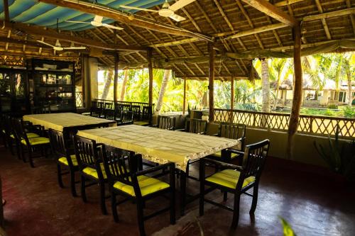 Hetalbon Eco Resort in Gosaba Hetalbon Eco Resort in Gosaba