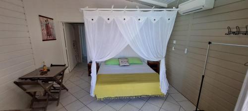 la kaz a thomy villa privée vue mer piscine et spa (la kaz a thomy villa privee vue mer piscine et spa) in Pointe-Noire la kaz a thomy villa privée vue mer piscine et spa (la kaz a thomy villa privee vue mer piscine et spa) in Pointe-Noire