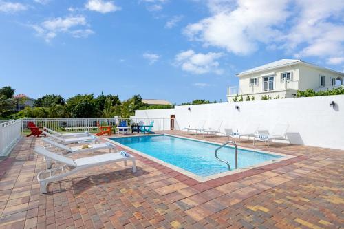 Бассейн , Ridge 2 Bedroom in Гранд-Терк Бассейн , Ridge 2 Bedroom in Гранд-Терк