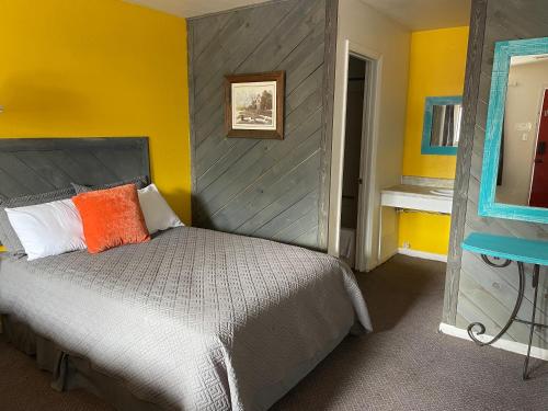 Historic Mora Inn & RV Park in Guadalupita (NM) Historic Mora Inn & RV Park in Guadalupita (NM)