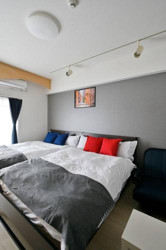 Serenite Nippombashi 805 セレニテ日本橋 805