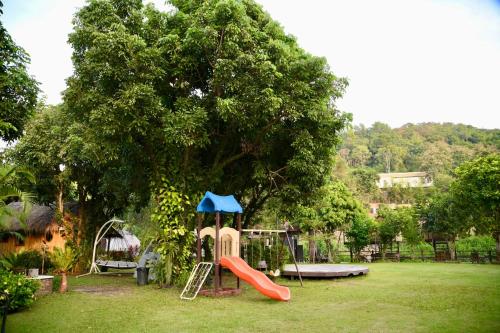 Playground, Lion Cafe Resort in Hang Dong Playground, Lion Cafe Resort in Hang Dong