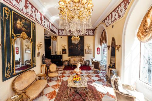Le Metropole Luxury Heritage Hotel Since 1902 by Paradise Inn Group in אלכסנדריה Le Metropole Luxury Heritage Hotel Since 1902 by Paradise Inn Group in אלכסנדריה