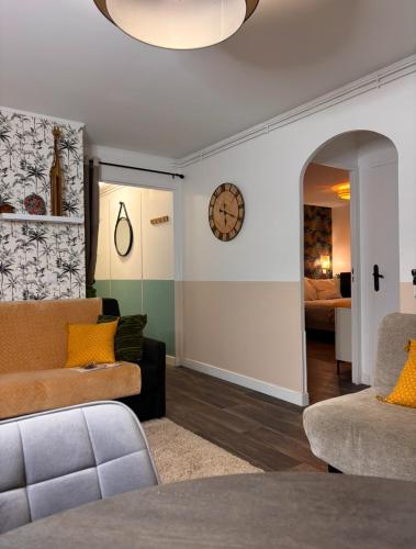 Cosy Home Next To Disneyland & Train in ตอร์ซี Cosy Home Next To Disneyland & Train in ตอร์ซี