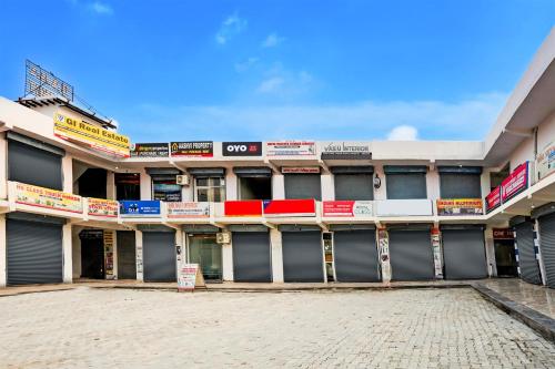 Entrance, Advent Hotel in Greater Noida Entrance, Advent Hotel in Greater Noida