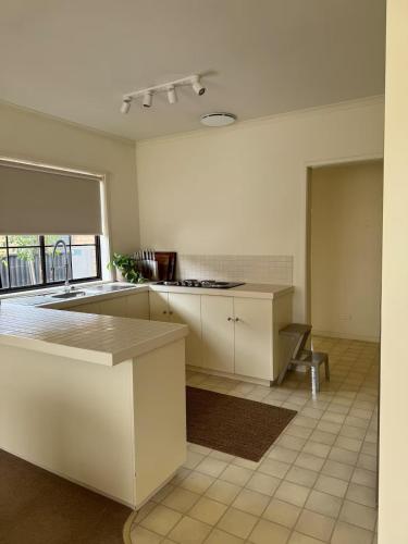 Interior Stylist's Country Unit in Nhill Interior Stylist's Country Unit in Nhill