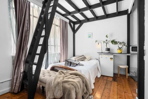 Carlton loft- 4-6 guests #AusGP #DirectTram #F1 #Melb 12 mins #CBD in คาร์ลตัน Carlton loft- 4-6 guests #AusGP #DirectTram #F1 #Melb 12 mins #CBD in คาร์ลตัน