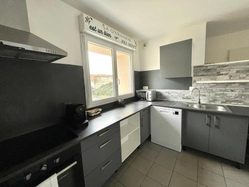 Charmant logement avec parking à 25 min de Lyon (Charmant logement avec parking a 25 min de Lyon) in Chaponnay Charmant logement avec parking à 25 min de Lyon (Charmant logement avec parking a 25 min de Lyon) in Chaponnay