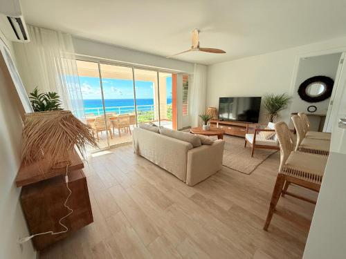 Instalaciones, Villa España (Villa Espana) in Indigo Bay Instalaciones, Villa España (Villa Espana) in Indigo Bay