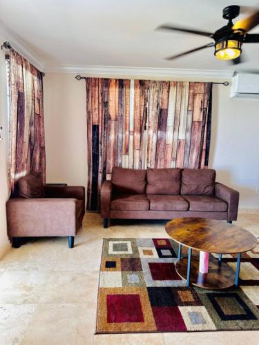 Breeze Brae Home in Гранд-Терк Breeze Brae Home in Гранд-Терк