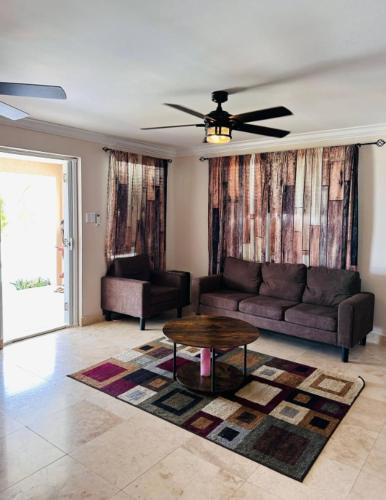 Breeze Brae Home in 그랜드 터크 Breeze Brae Home in 그랜드 터크