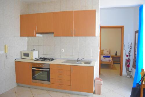 Cocina, Suíte Salinas - Vila Cabral 2 (Suite Salinas - Vila Cabral 2) in Sal Rei Cocina, Suíte Salinas - Vila Cabral 2 (Suite Salinas - Vila Cabral 2) in Sal Rei