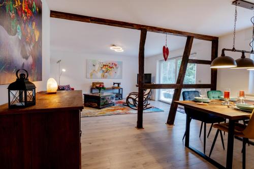 Dotări, Ferienwohnung Sonnenschein in Weinheim Dotări, Ferienwohnung Sonnenschein in Weinheim