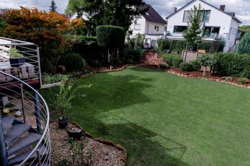 grădină, Ferienwohnung Sonnenschein in Weinheim grădină, Ferienwohnung Sonnenschein in Weinheim