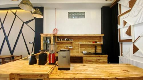 Étterem, D'Hills Hotel in Guguk Panjang Étterem, D'Hills Hotel in Guguk Panjang