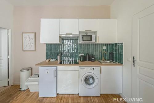 Charming Haussmannian one bedroom - Near Opera in Pigalle Charming Haussmannian one bedroom - Near Opera in Pigalle