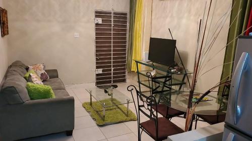 #1 Jacaranda Vacation Home in Spanish Town #1 Jacaranda Vacation Home in Spanish Town