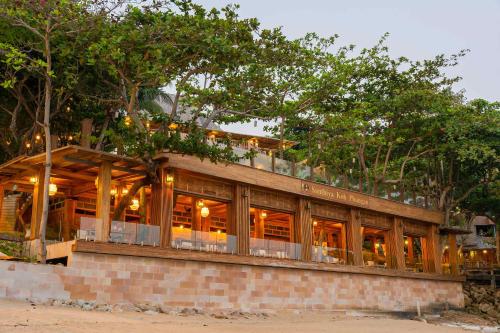 Restaurant, Santhiya Koh Phangan Resort & Spa near Bottle Beach Restaurant, Santhiya Koh Phangan Resort & Spa near Bottle Beach