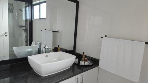 Phòng tắm, Mulweendo Apartments in Solwezi Phòng tắm, Mulweendo Apartments in Solwezi