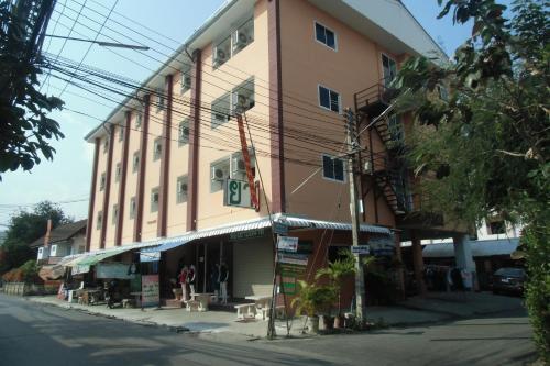 Entrance, Chanaporn Place in Tha Sala Entrance, Chanaporn Place in Tha Sala