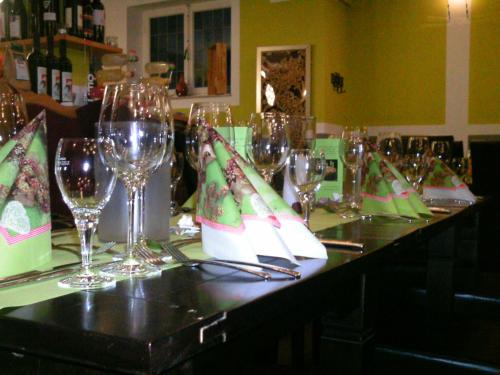 Étterem, Gastehaus Zwiebelturm in Kerken Étterem, Gastehaus Zwiebelturm in Kerken