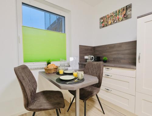 Fine Living - Zentral, barrierefrei mit Terrasse & 24h Parkhaus in Nähe (Fine Living - Zentral, barrierefrei mit Terrasse & 24h Parkhaus in Nahe) in Peine Fine Living - Zentral, barrierefrei mit Terrasse & 24h Parkhaus in Nähe (Fine Living - Zentral, barrierefrei mit Terrasse & 24h Parkhaus in Nahe) in Peine