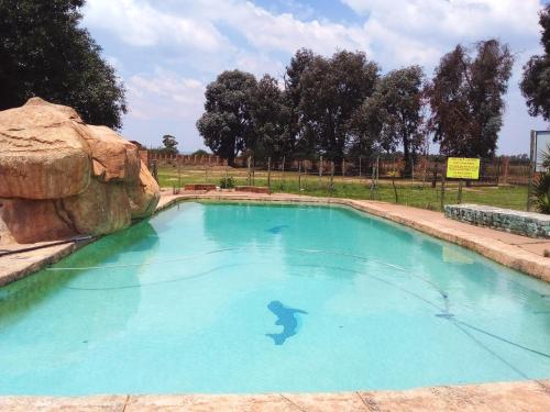 Basen, Graceland Recreation in Bronkhorstspruit Basen, Graceland Recreation in Bronkhorstspruit