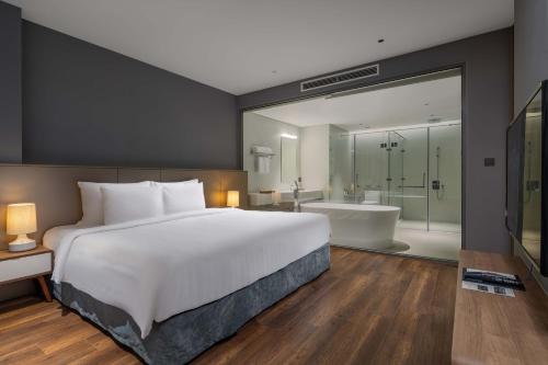 Flamingo Resort Cat Ba in Cat Ba Island Flamingo Resort Cat Ba in Cat Ba Island
