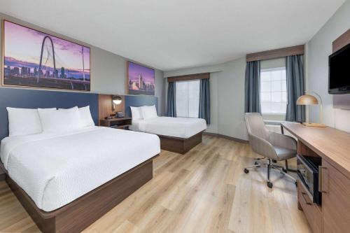 La Quinta Inn & Suites by Wyndham Dallas DFW Airport North in Dallas (TX) La Quinta Inn & Suites by Wyndham Dallas DFW Airport North in Dallas (TX)