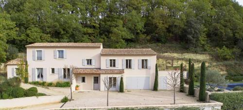 La Belle échappée holiday rental with pool in Menerbes (La Belle echappee holiday rental with pool in Menerbes) in 梅內爾布 La Belle échappée holiday rental with pool in Menerbes (La Belle echappee holiday rental with pool in Menerbes) in 梅內爾布