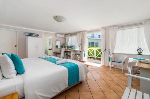 Brenton Beach House in Brenton-on-Sea Brenton Beach House in Brenton-on-Sea