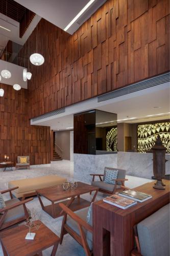 Lobby, AC Hotel Santa Fe in Cuajimalpa Lobby, AC Hotel Santa Fe in Cuajimalpa