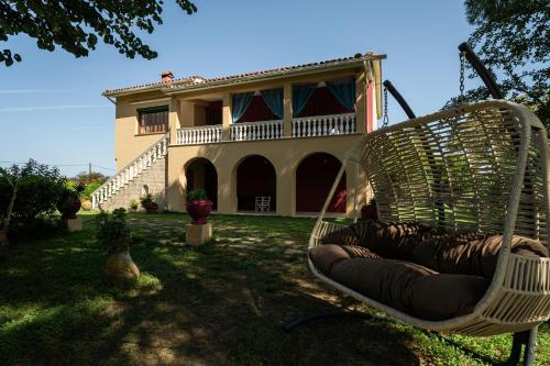 Vistas, Selini Suite 2nd floor Panoramic Vineyard Views in Arkoudi Vistas, Selini Suite 2nd floor Panoramic Vineyard Views in Arkoudi