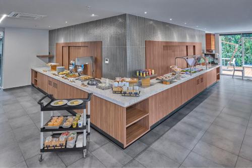 Food and beverages, City Express Plus by Marriott Ciudad de México Santa Fe in Cuajimalpa Food and beverages, City Express Plus by Marriott Ciudad de México Santa Fe in Cuajimalpa