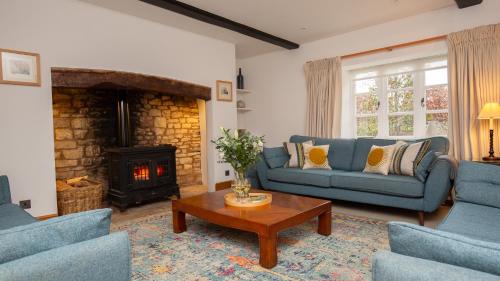 Todenham Farmhouse in Todenham Todenham Farmhouse in Todenham