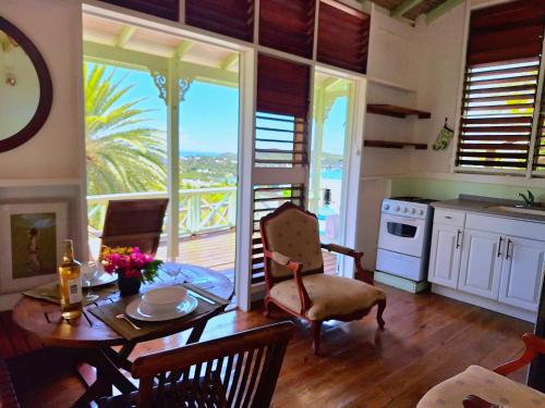 Peaceful 1 Bedroom Cottage with ocean views in Cobbs Cross Peaceful 1 Bedroom Cottage with ocean views in Cobbs Cross