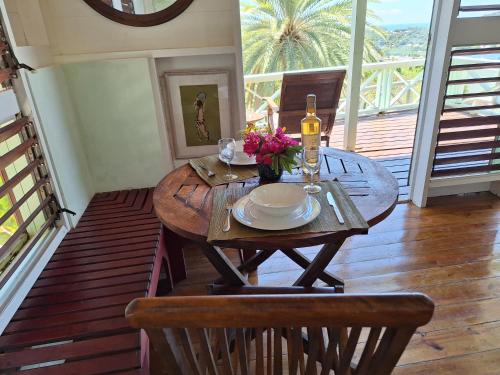 Peaceful 1 Bedroom Cottage with ocean views in Cobbs Cross Peaceful 1 Bedroom Cottage with ocean views in Cobbs Cross