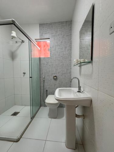 Bathroom, Casa Aconchego Itaici in Popular Bathroom, Casa Aconchego Itaici in Popular
