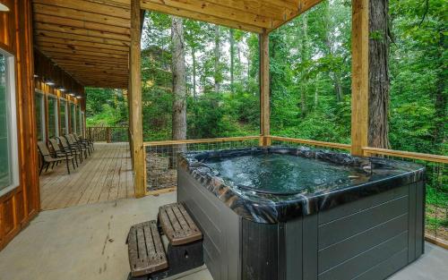 시설, Treehouse River Lodge in 피전 포지 (TN) 시설, Treehouse River Lodge in 피전 포지 (TN)