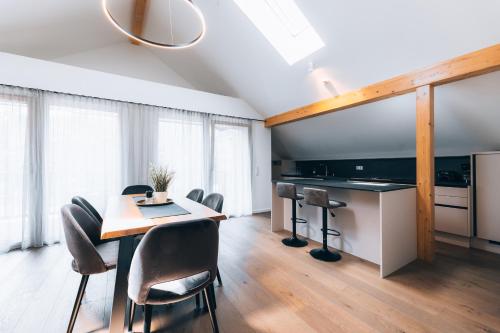 Kitchen, Boutique-Hotel and Apartments am Essigmanngut in Anif Kitchen, Boutique-Hotel and Apartments am Essigmanngut in Anif