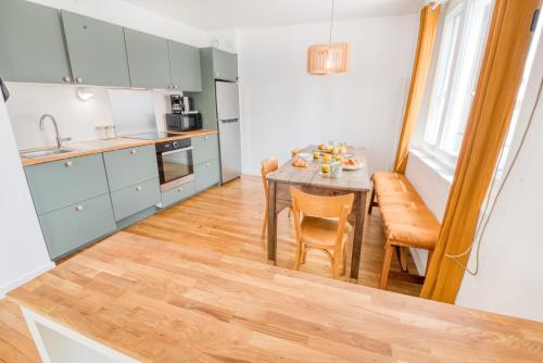 Szolgáltatások, Paisible appartement Central & lumineux par Groom in Lorient Szolgáltatások, Paisible appartement Central & lumineux par Groom in Lorient
