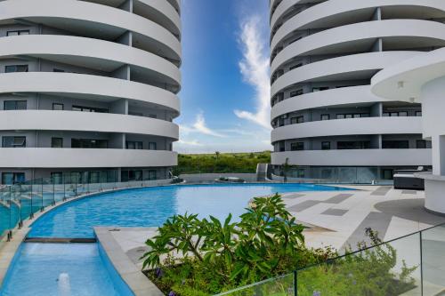 Sky Garden Luxury Apartments by Oceanaxe Holidays