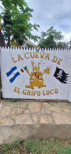 Hostal La Cueva del Grifo Loco surf&Bikers in 拉维拉德奥珀拉多拉斯 Hostal La Cueva del Grifo Loco surf&Bikers in 拉维拉德奥珀拉多拉斯