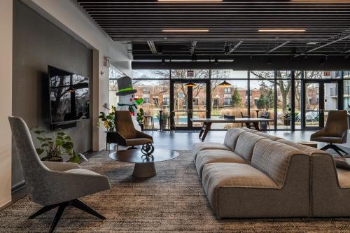 Medical District 1BR with Pool and Gym - CHI29