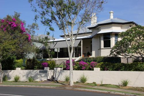 This photo about Brisbane Milton Bed and Breakfast shared on HyHotel.com