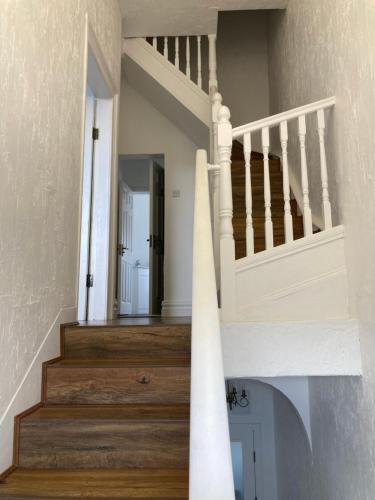 Blueberry Inn in Dundalk Blueberry Inn in Dundalk